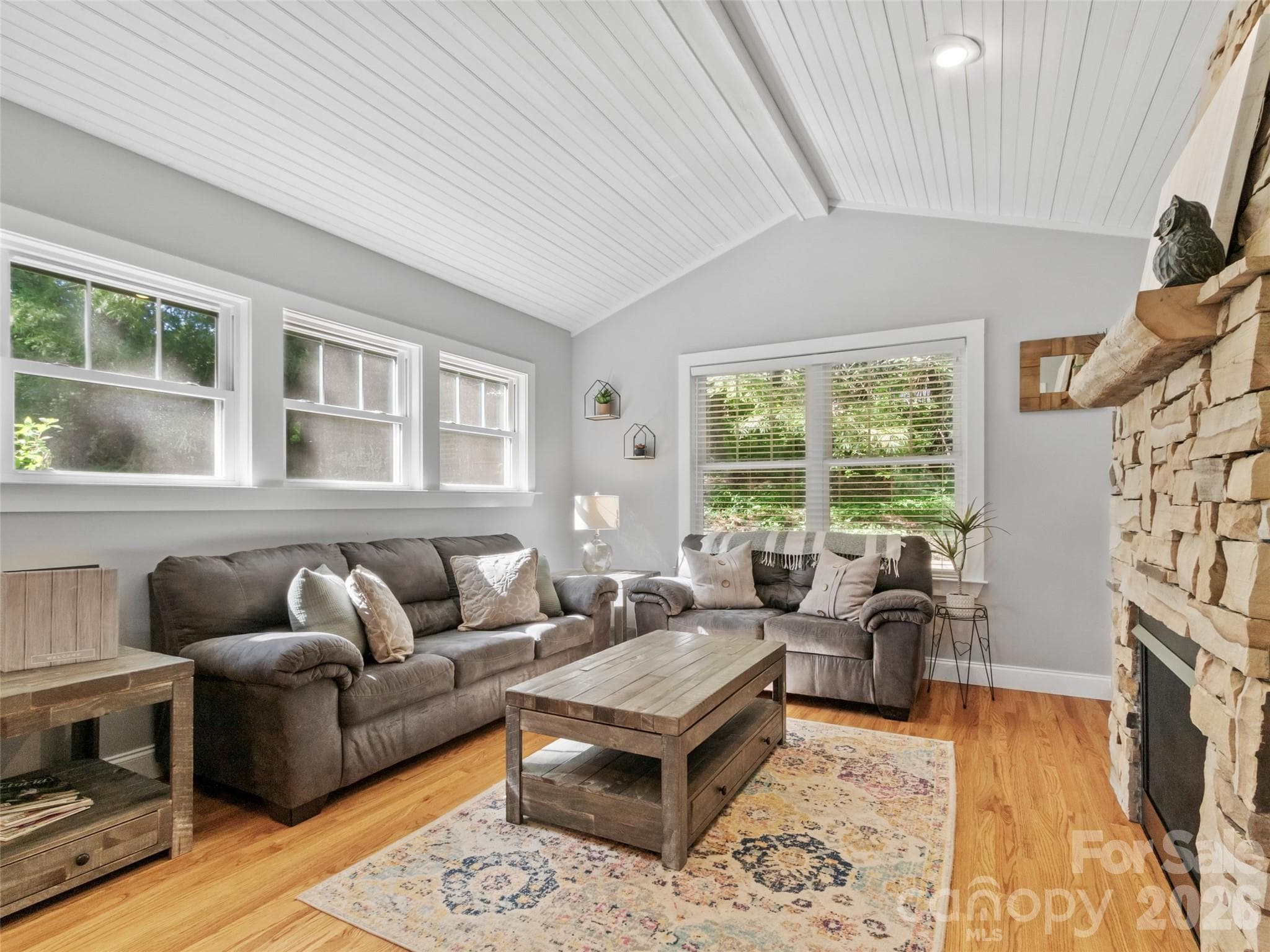 Duplex at Arden, photo 23 of 45