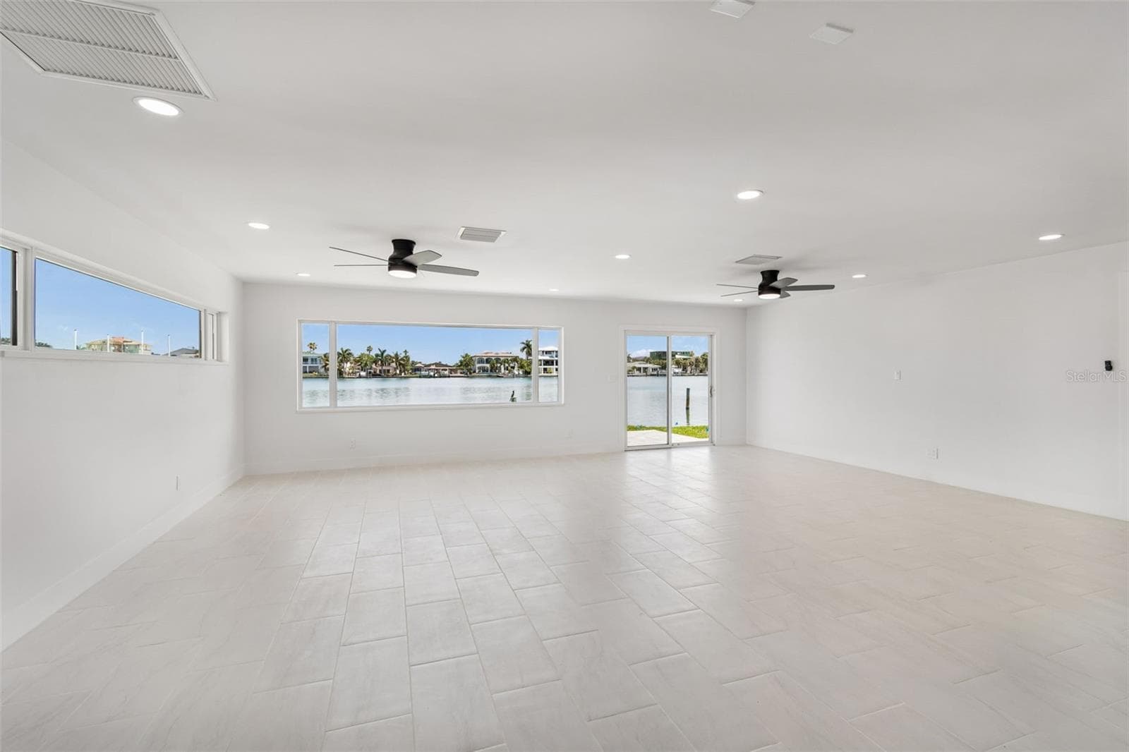 Single Family Residence at 10238 TARPON DR, TREASURE ISLAND, photo 18 of 59