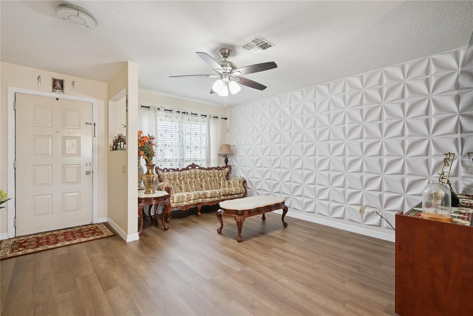 Entrance to your dream home! - 1405 CORONET DR, DELTONA