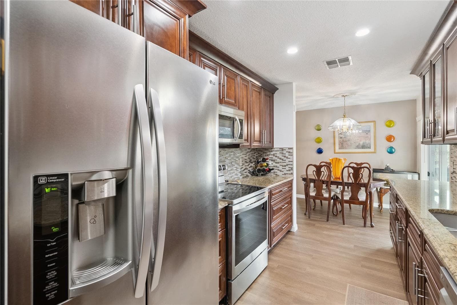 New applainces - 1405 CORONET DR, DELTONA
