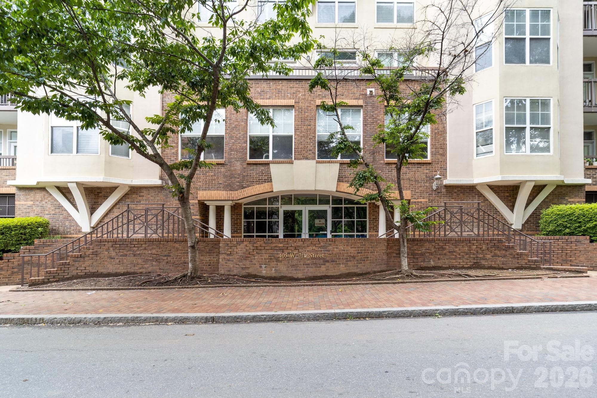 Welcome to 405 West 7th Street - Charlotte
