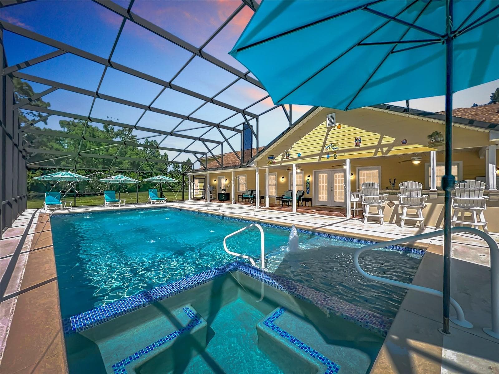 Peaceful Pool & Spa - 2300 PINE MEADOWS PL, CHULUOTA