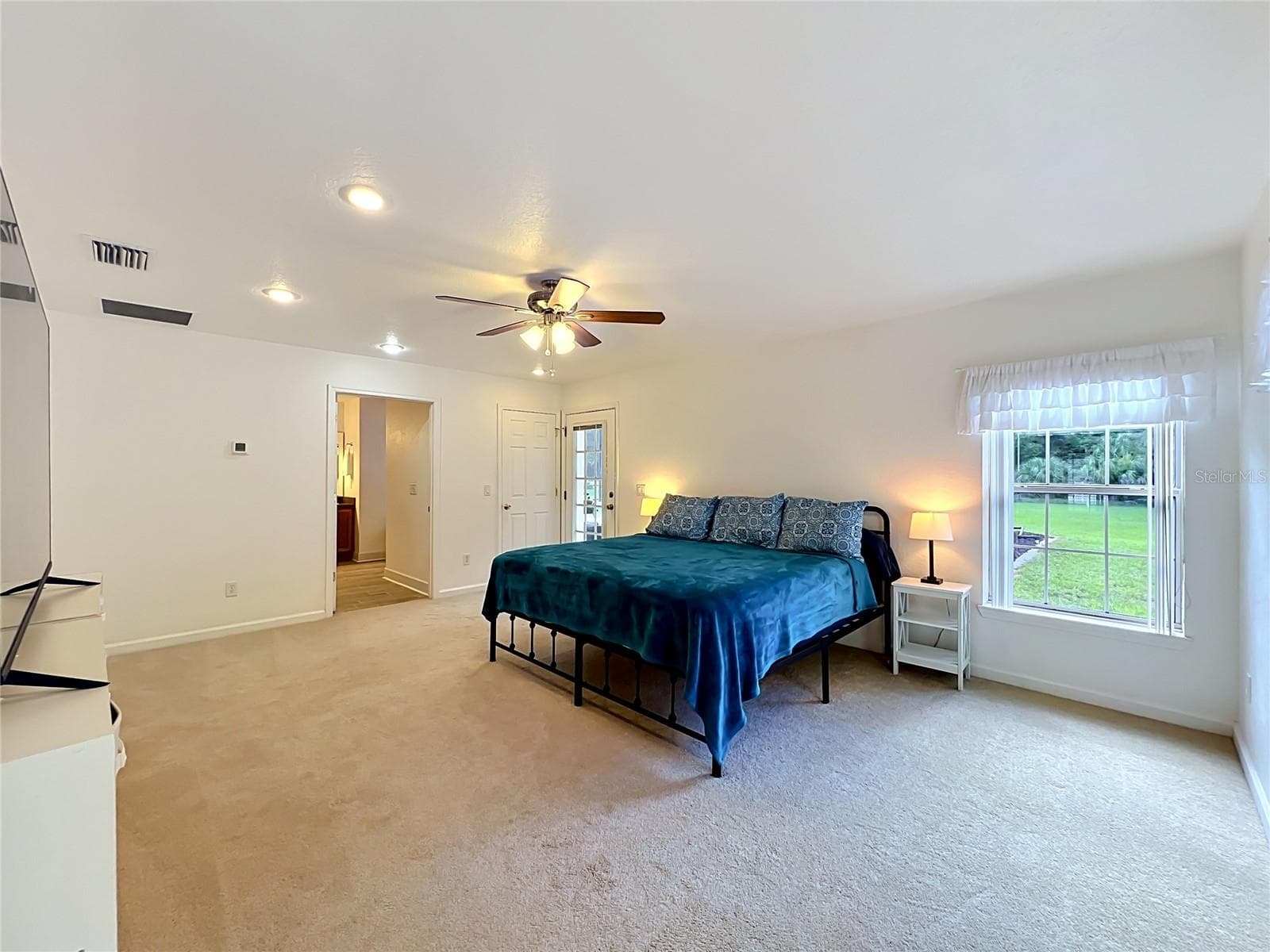 Mother-In-Law Suite Pool Access - 2300 PINE MEADOWS PL, CHULUOTA