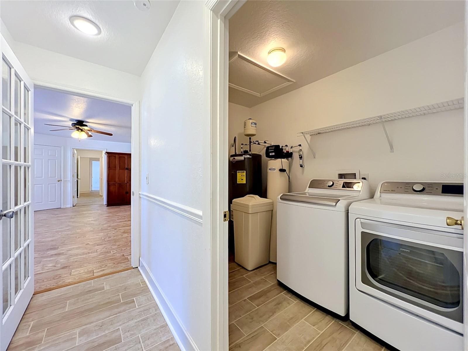 Right Wing Laundry- Water Filtration System - 2300 PINE MEADOWS PL, CHULUOTA