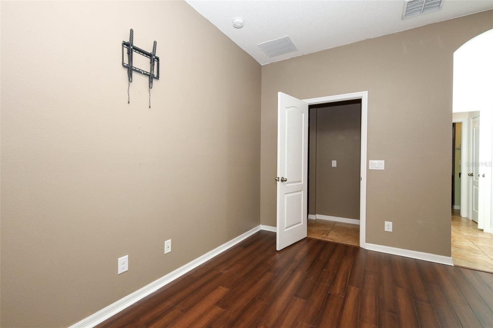 Single Family Residence at 1661 BLUE GRASS BLVD, DELAND, photo 41 of 64