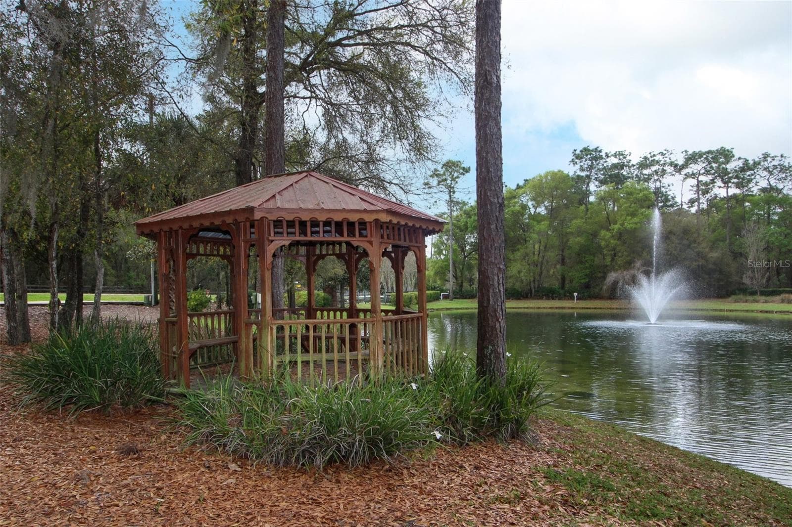 Single Family Residence at 1661 BLUE GRASS BLVD, DELAND, photo 62 of 64