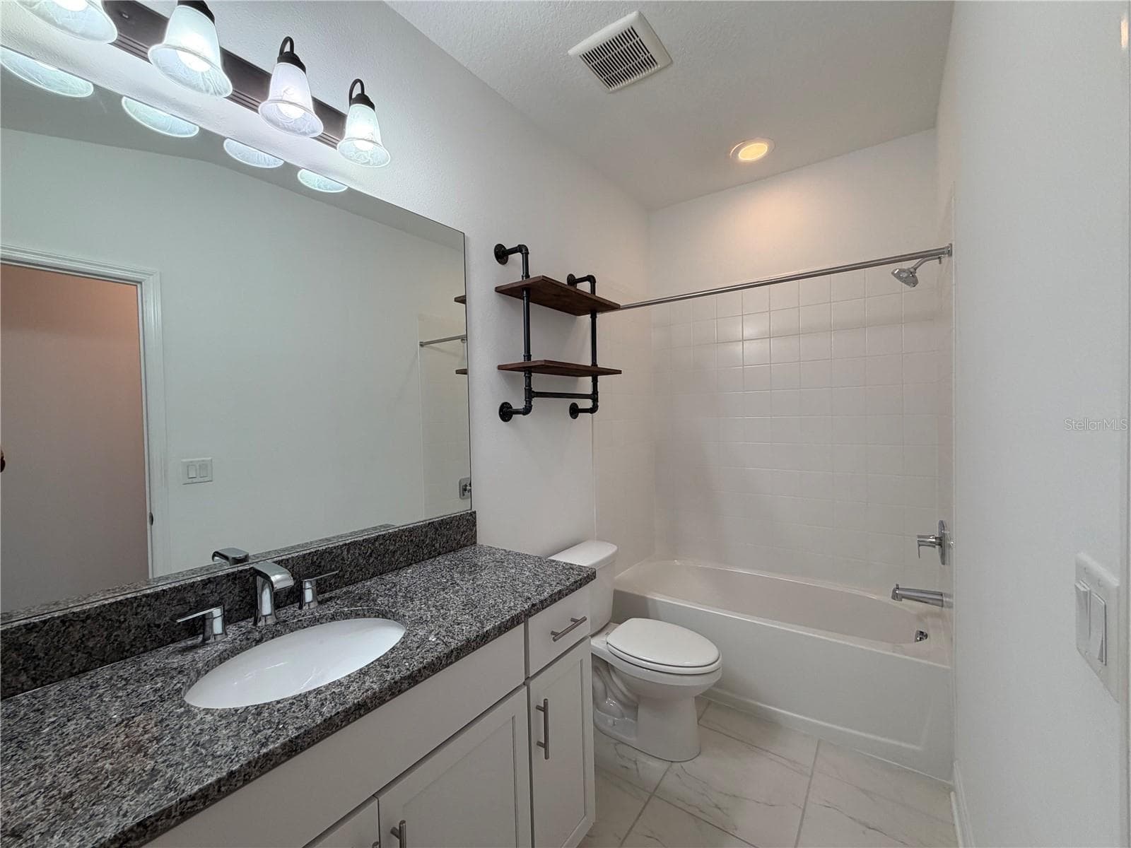 Townhouse at 2444 FOGGY CREEK CIR, CLEARWATER, photo 12 of 26