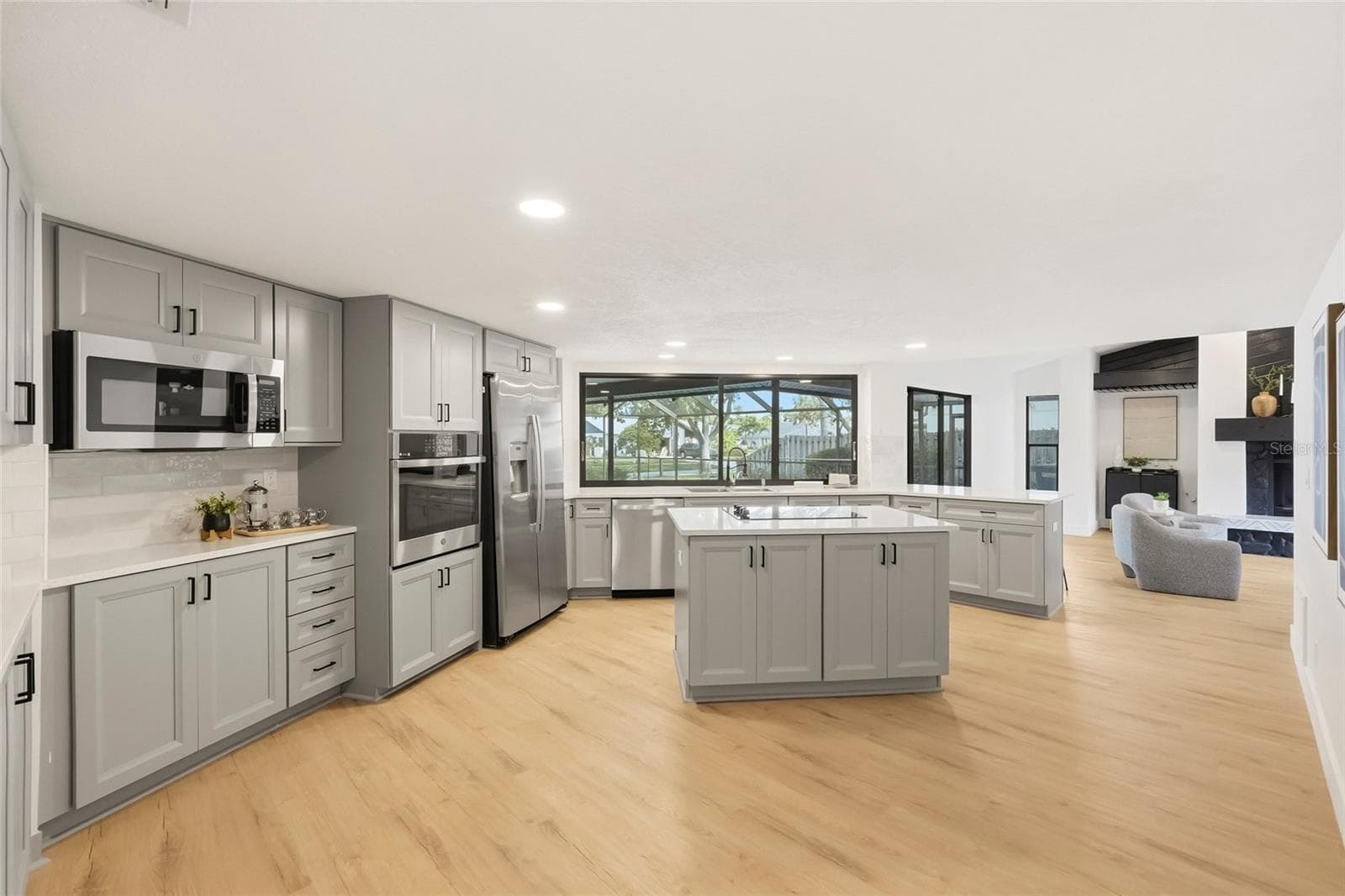Single Family Residence at 2700 SEDGEFIELD CT E, CLEARWATER, photo 23 of 61