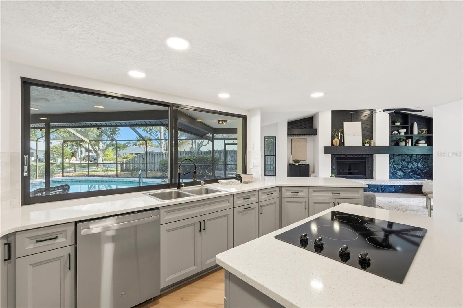 Single Family Residence at 2700 SEDGEFIELD CT E, CLEARWATER, photo 26 of 61
