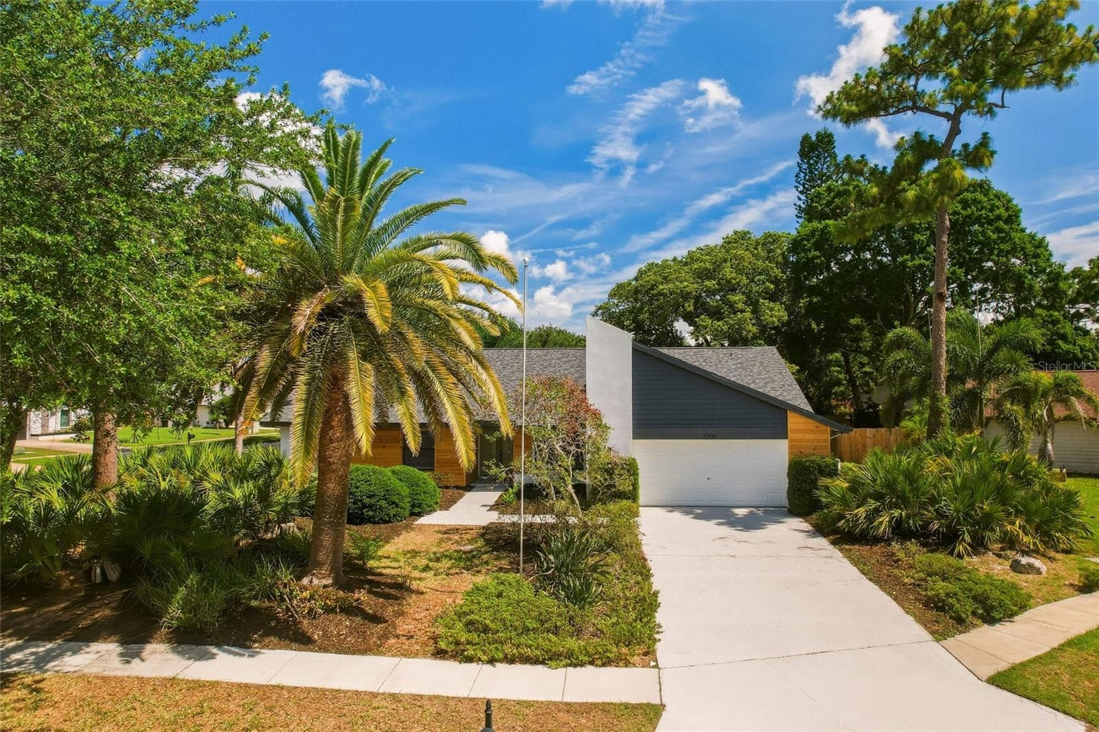 Single Family Residence at 2700 SEDGEFIELD CT E, CLEARWATER, photo 57 of 61