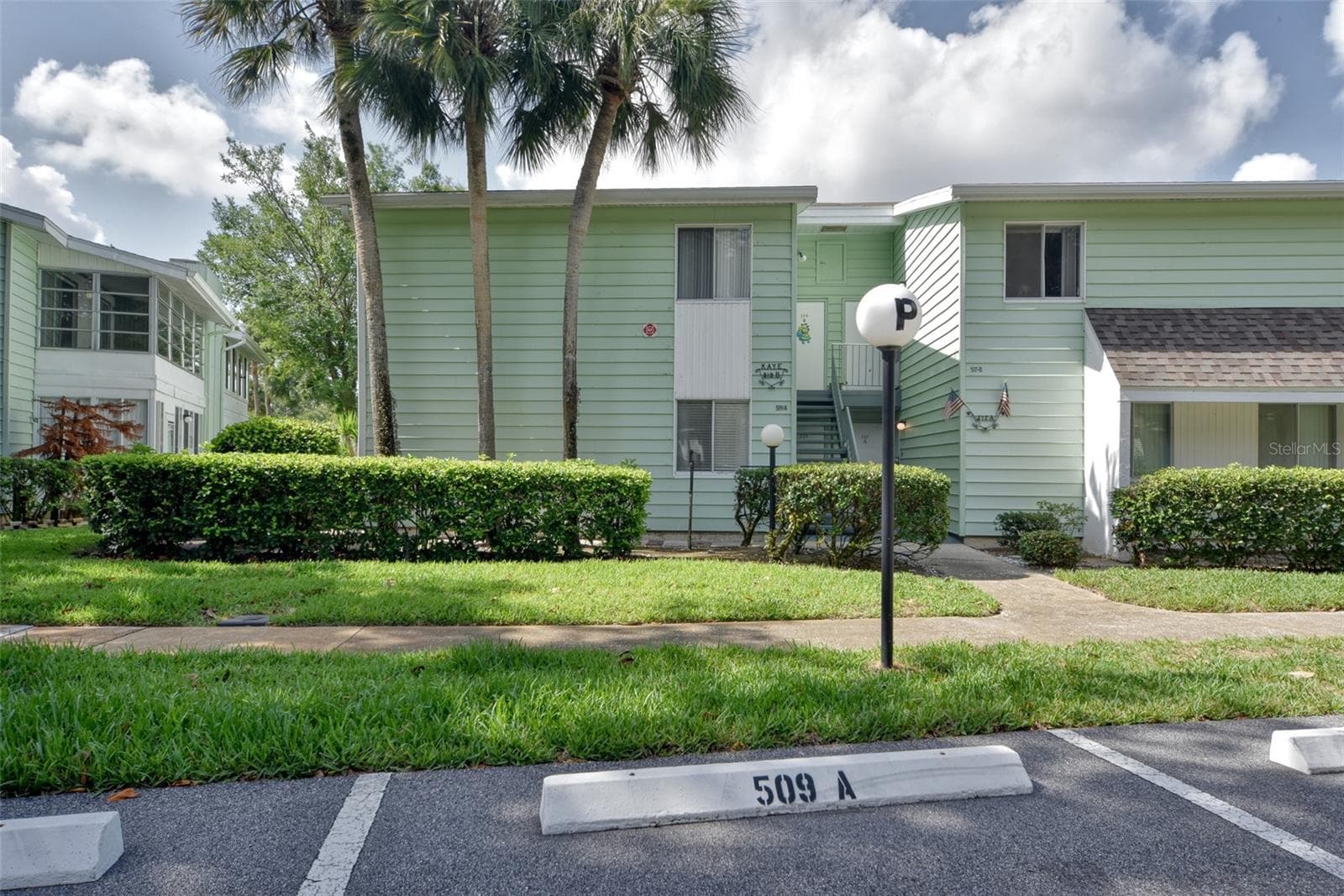 519 MIDWAY DR #A