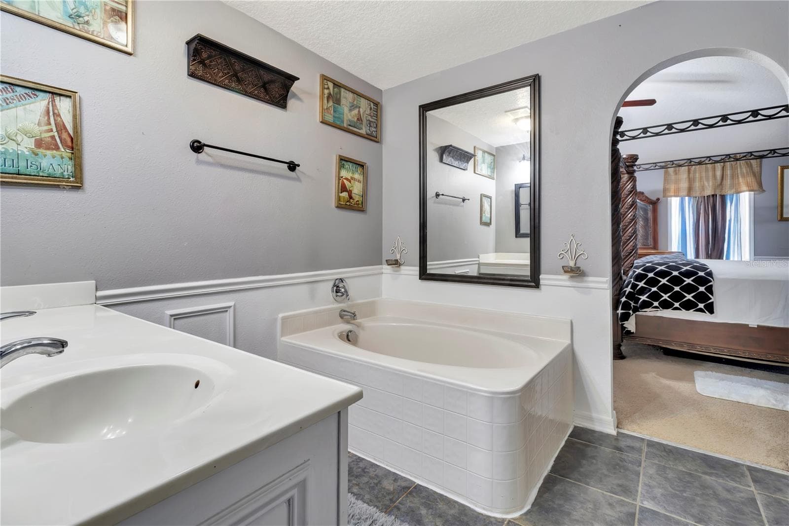 Primary Bathroom - 7642 PARK HILL AVE, LEESBURG