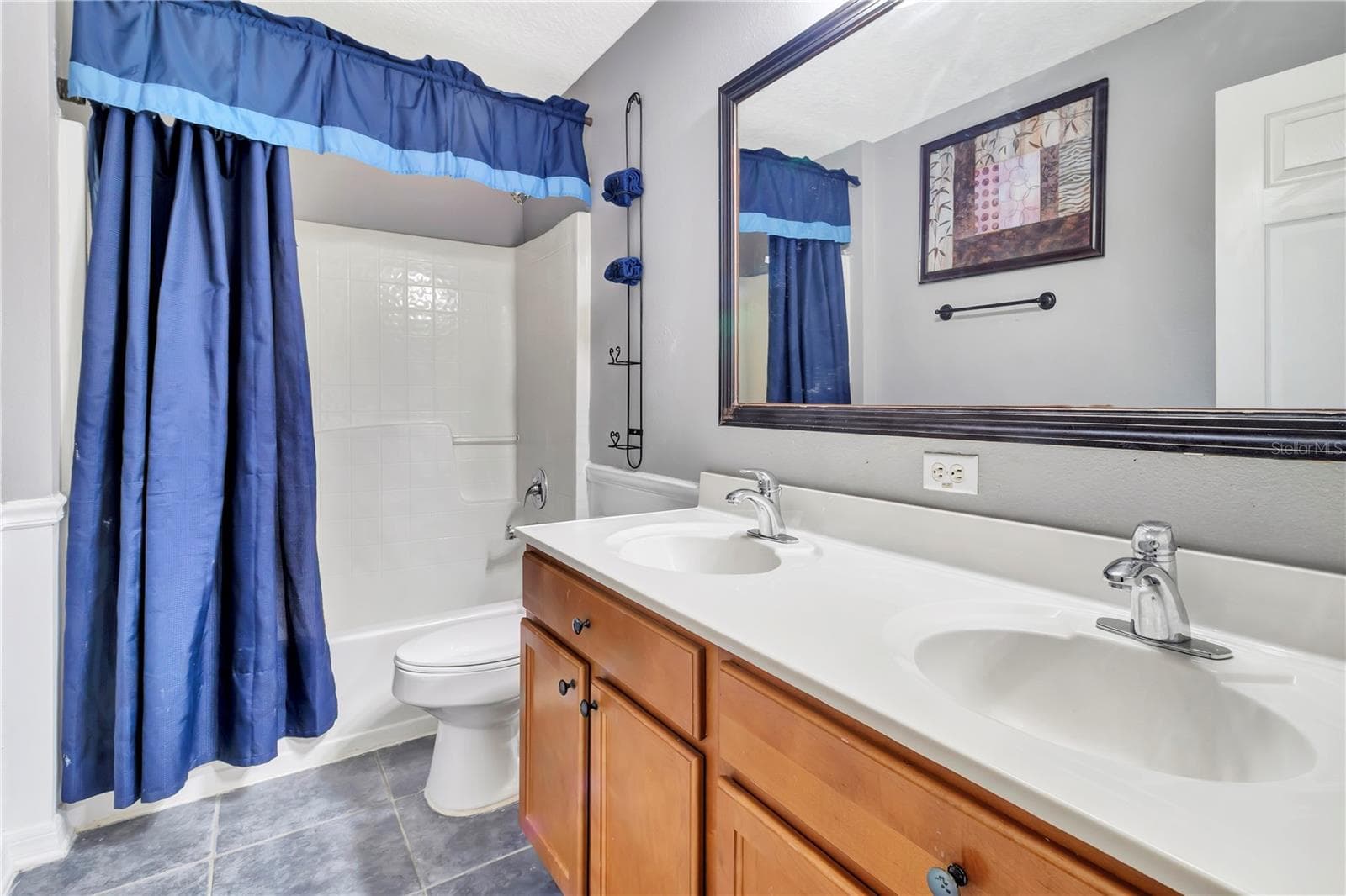 Second Full Bathroom - 7642 PARK HILL AVE, LEESBURG