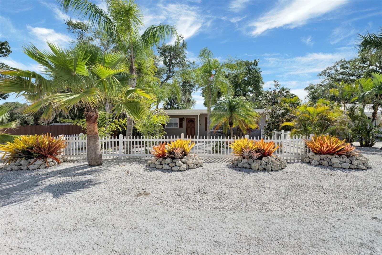 Single Family Residence at 1415 S SCHOOL AVE, SARASOTA, photo 2 of 47