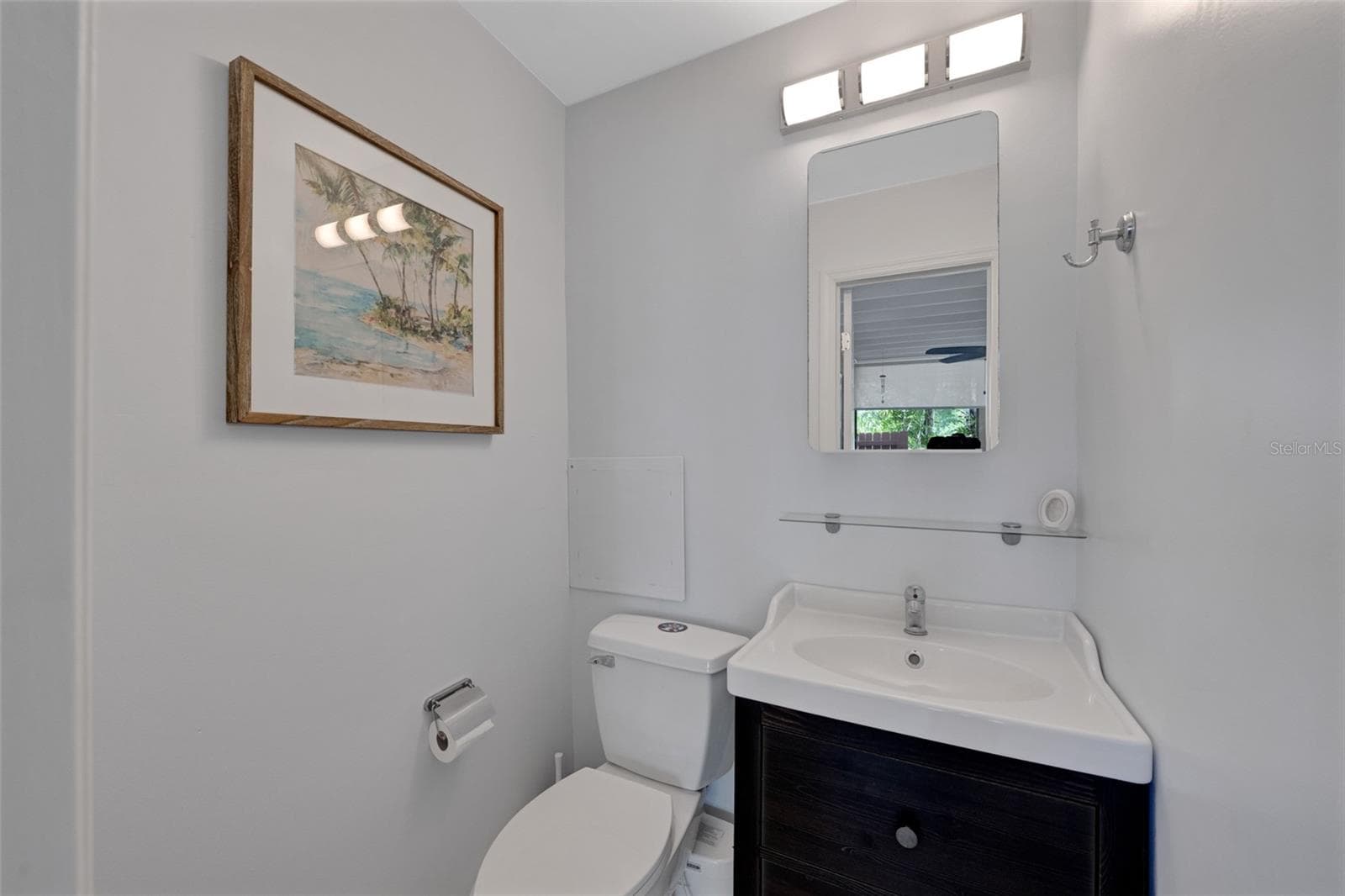 Single Family Residence at 1415 S SCHOOL AVE, SARASOTA, photo 16 of 47
