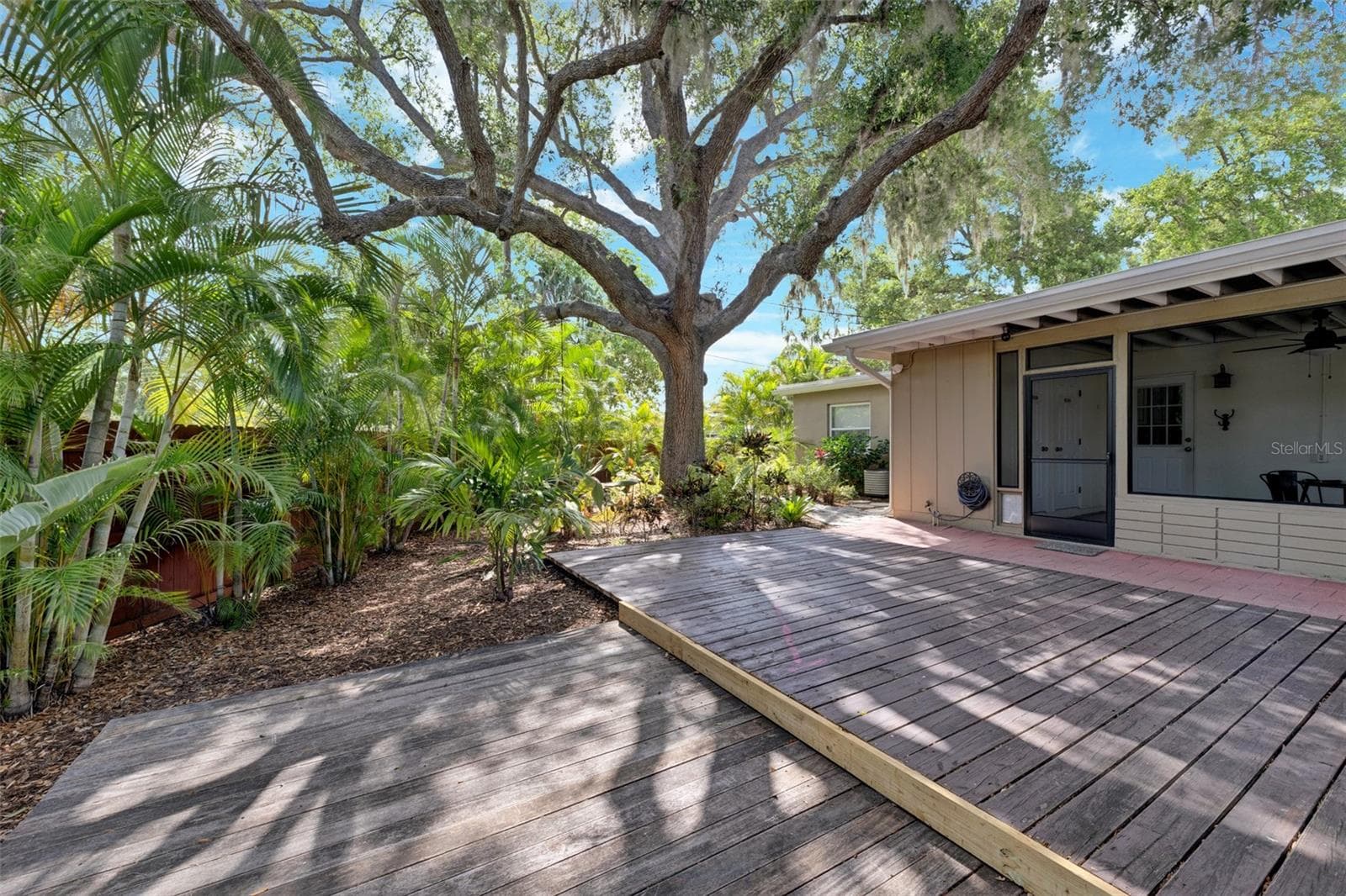 Single Family Residence at 1415 S SCHOOL AVE, SARASOTA, photo 11 of 47