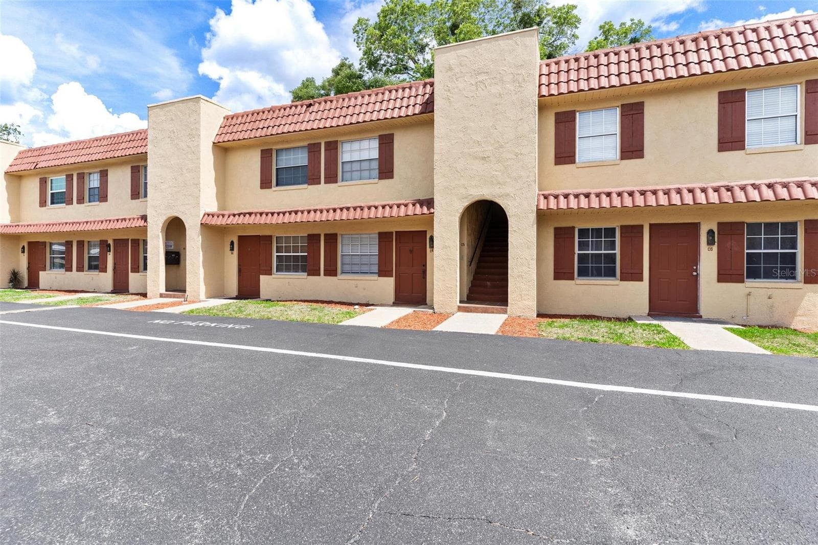 Condominium at 1112 W MAIN ST #C4, LEESBURG, photo 16 of 17