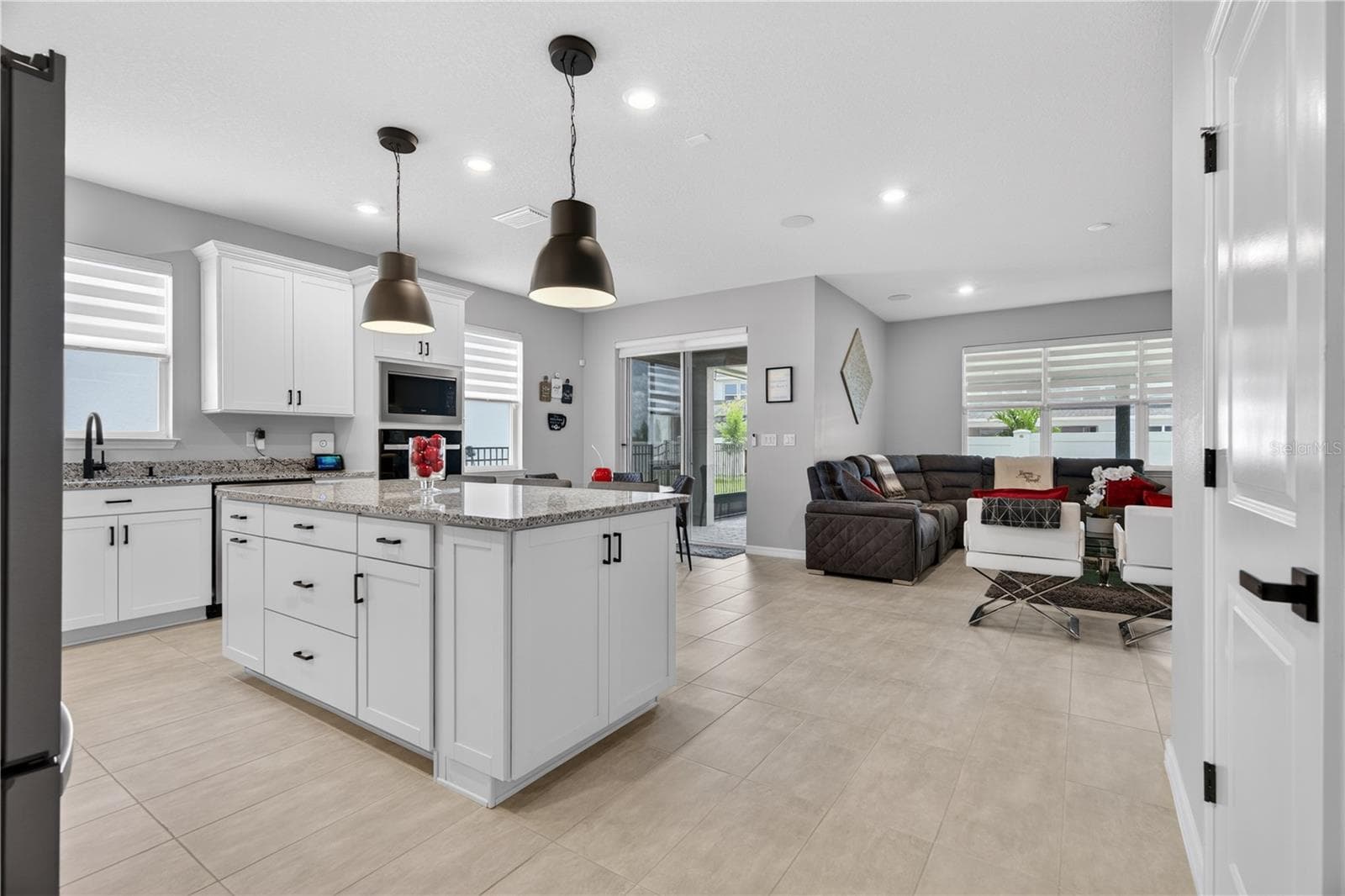 Single Family Residence at 7239 IVY TENDRIL AVE, ORLANDO, photo 6 of 55