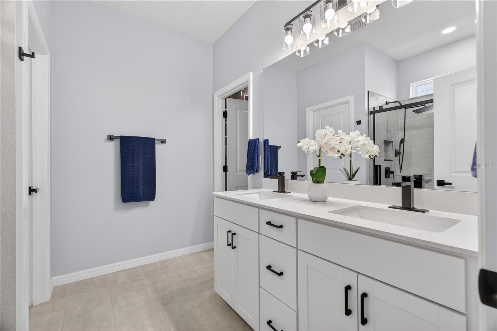 PRIMARY BATHROOM - 7239 IVY TENDRIL AVE, ORLANDO