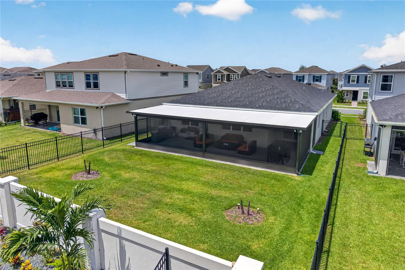 LARGE FENCED YARD - 7239 IVY TENDRIL AVE, ORLANDO