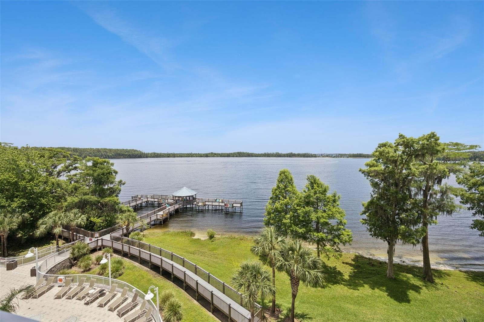 Condo - Hotel at 13427 BLUE HERON BEACH DR #301, ORLANDO, photo 3 of 26