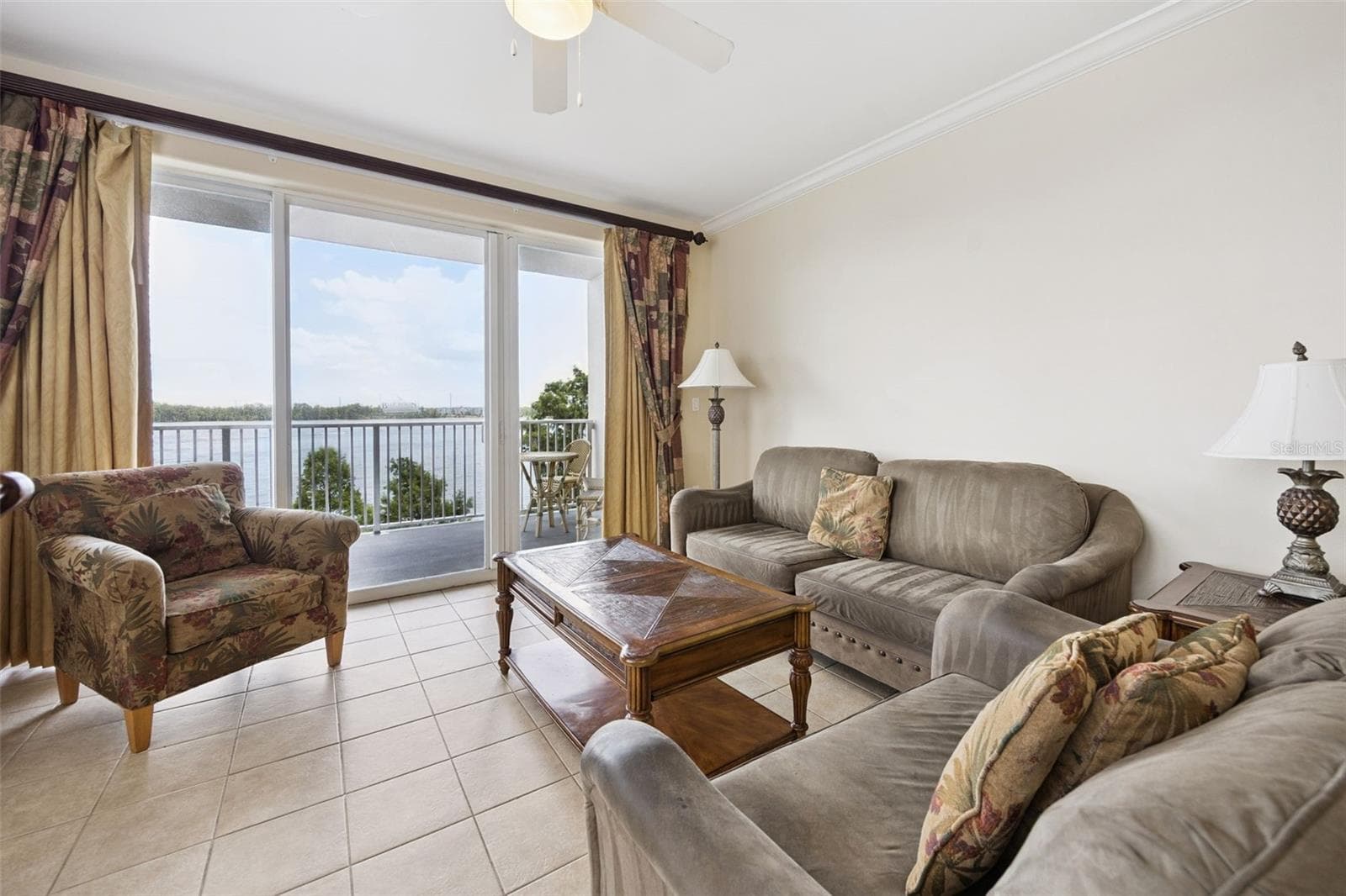 Condo - Hotel at 13427 BLUE HERON BEACH DR #301, ORLANDO, photo 7 of 26