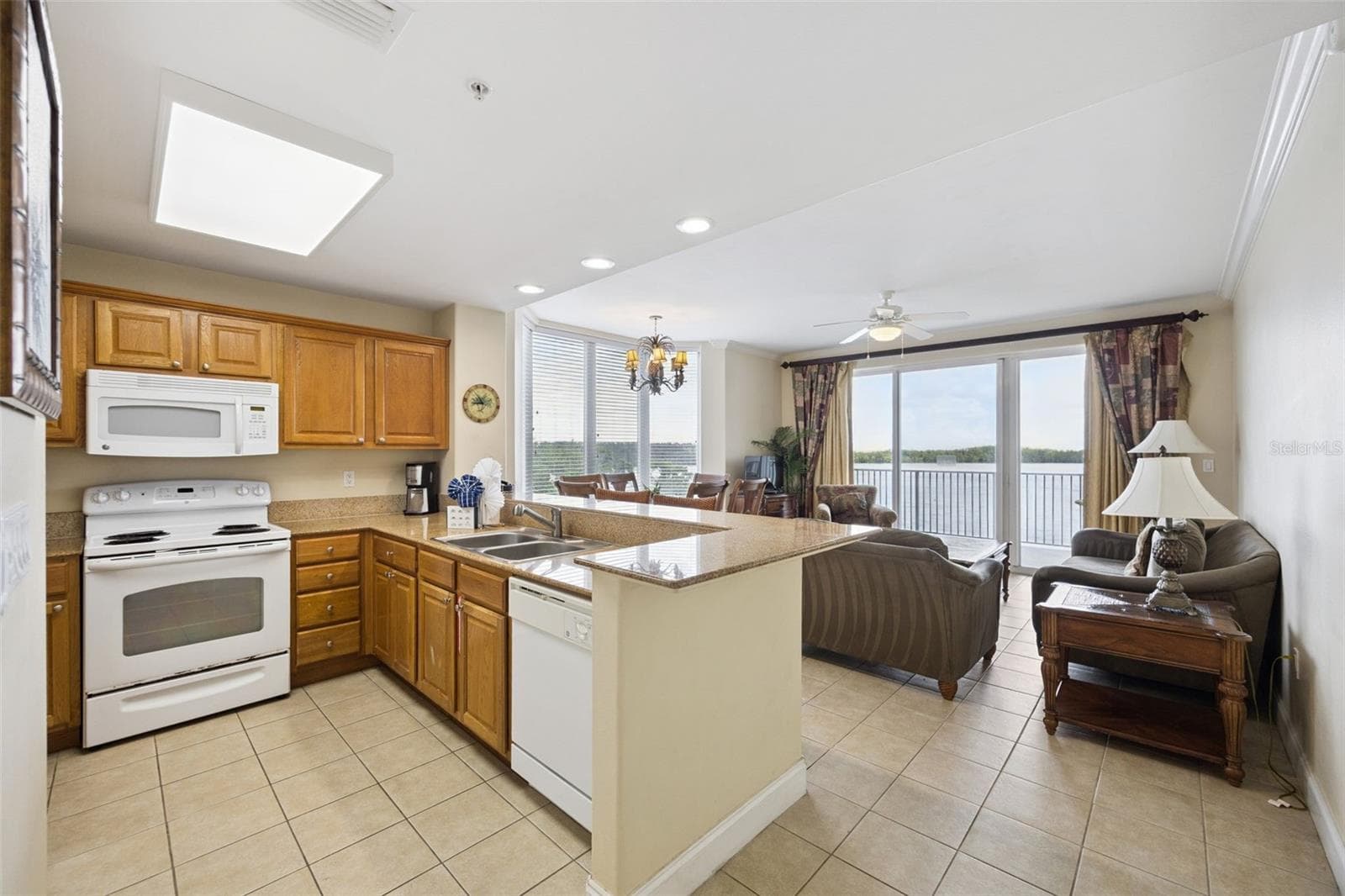 Condo - Hotel at 13427 BLUE HERON BEACH DR #301, ORLANDO, photo 9 of 26