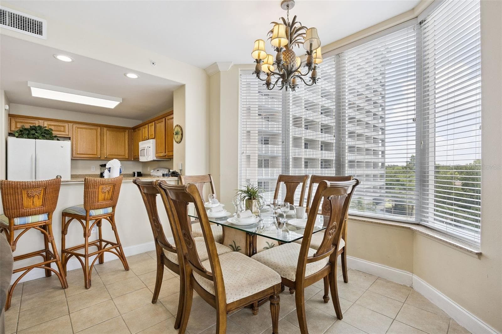 Condo - Hotel at 13427 BLUE HERON BEACH DR #301, ORLANDO, photo 11 of 26