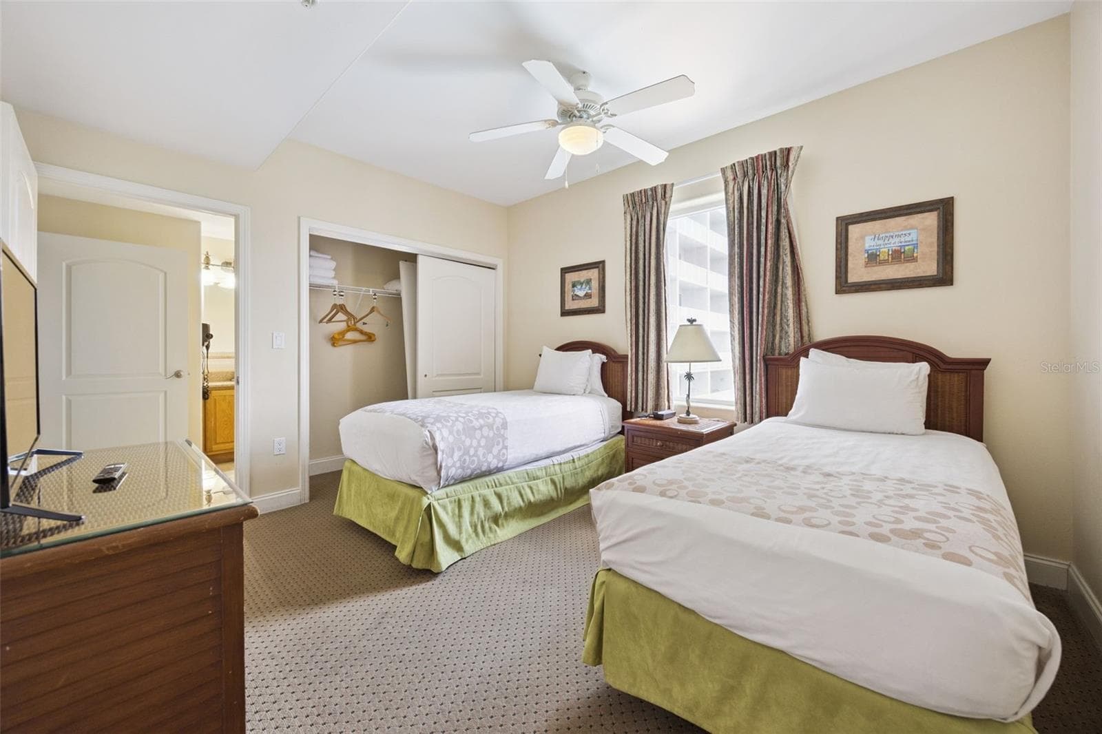 Condo - Hotel at 13427 BLUE HERON BEACH DR #301, ORLANDO, photo 16 of 26