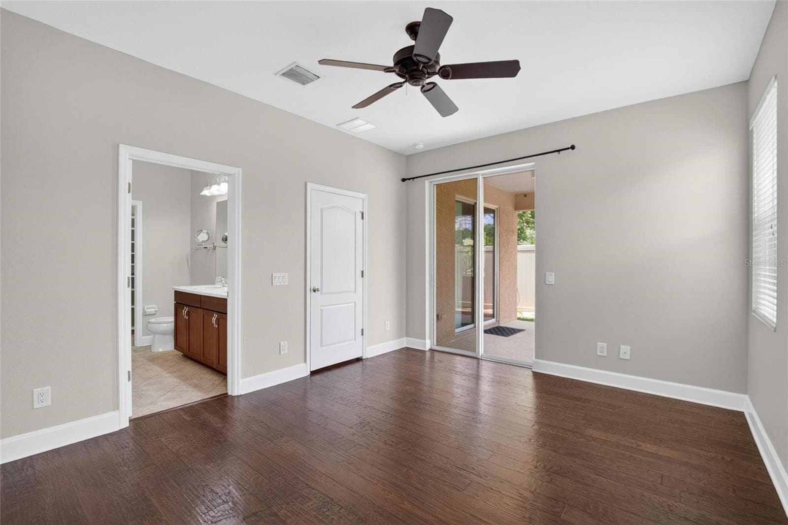 Primary Bedroom on the first floor - 21040 GREEN WING CT, LAND O LAKES