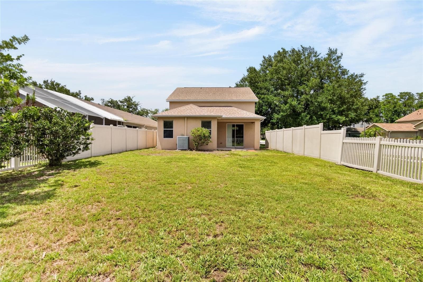 Fenced-in Yard - 21040 GREEN WING CT, LAND O LAKES