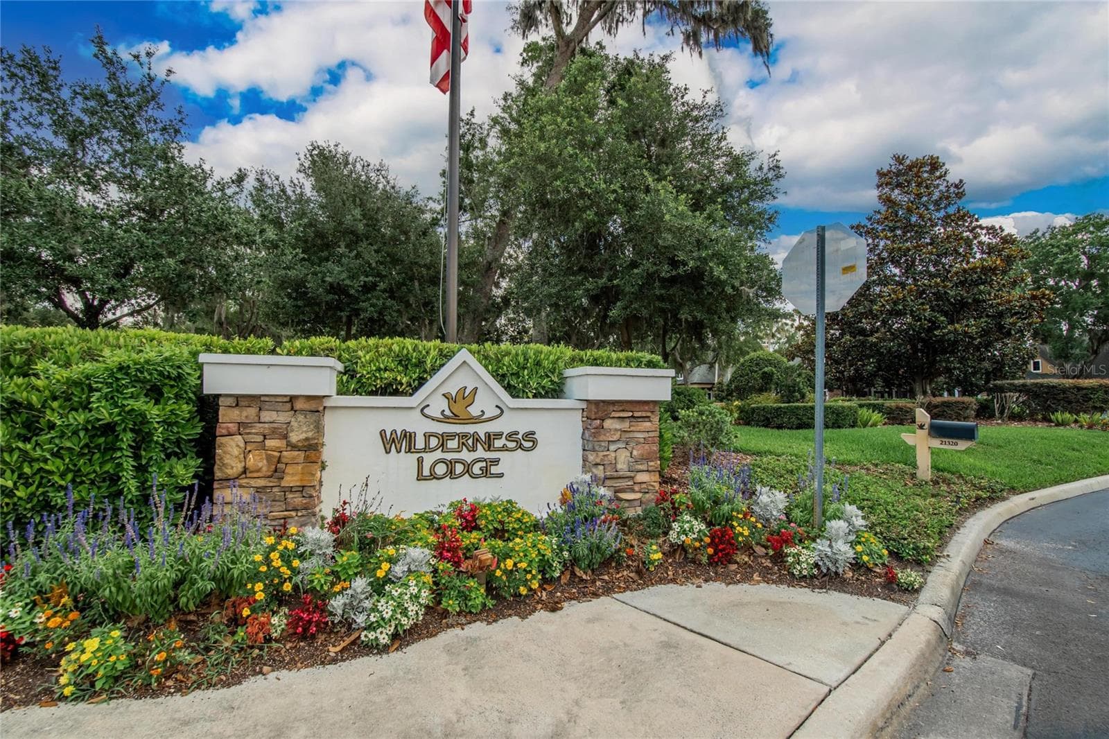 Where all the magic happens! - 21040 GREEN WING CT, LAND O LAKES