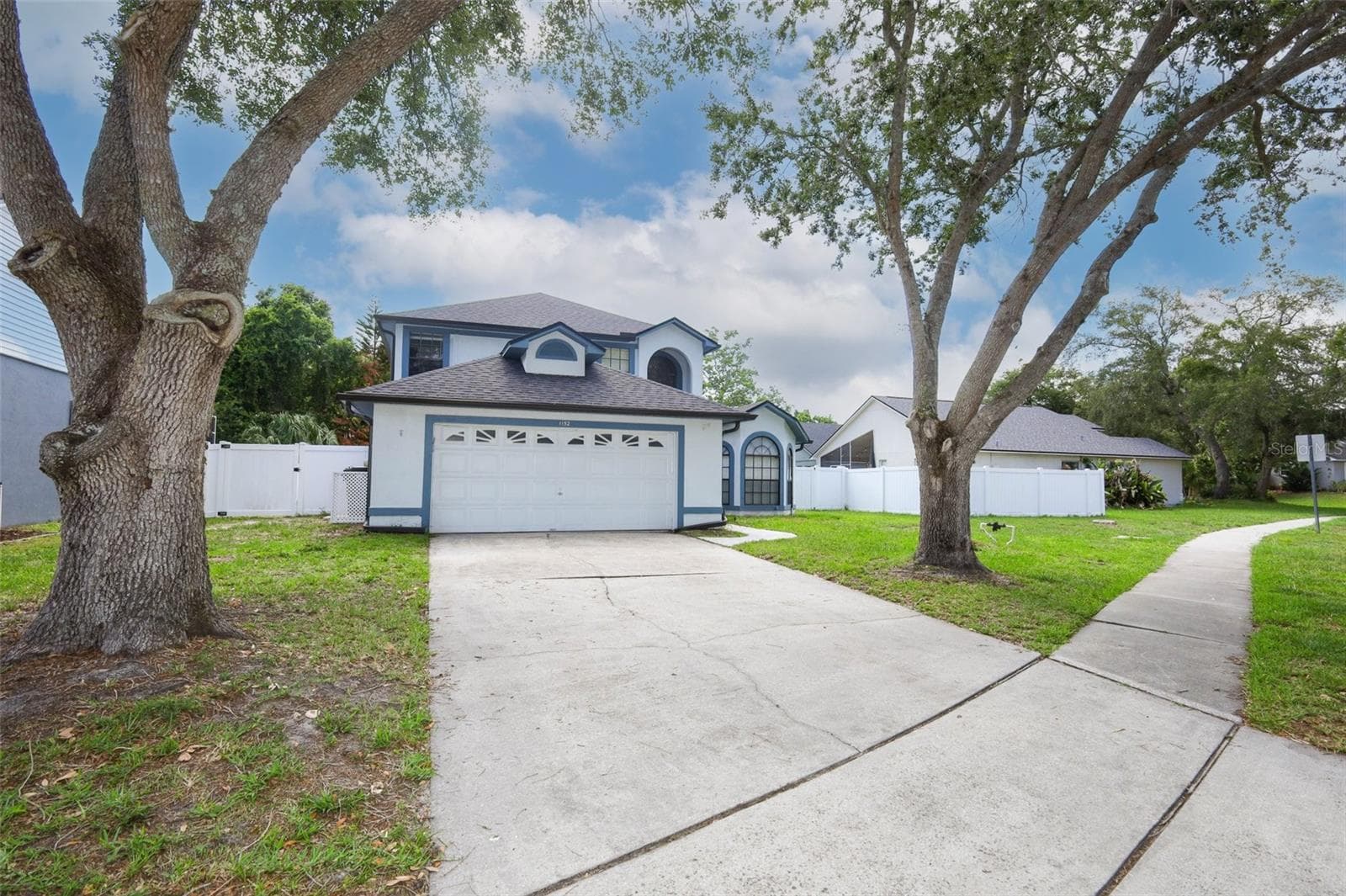 1152 TWIN RIVERS BLVD