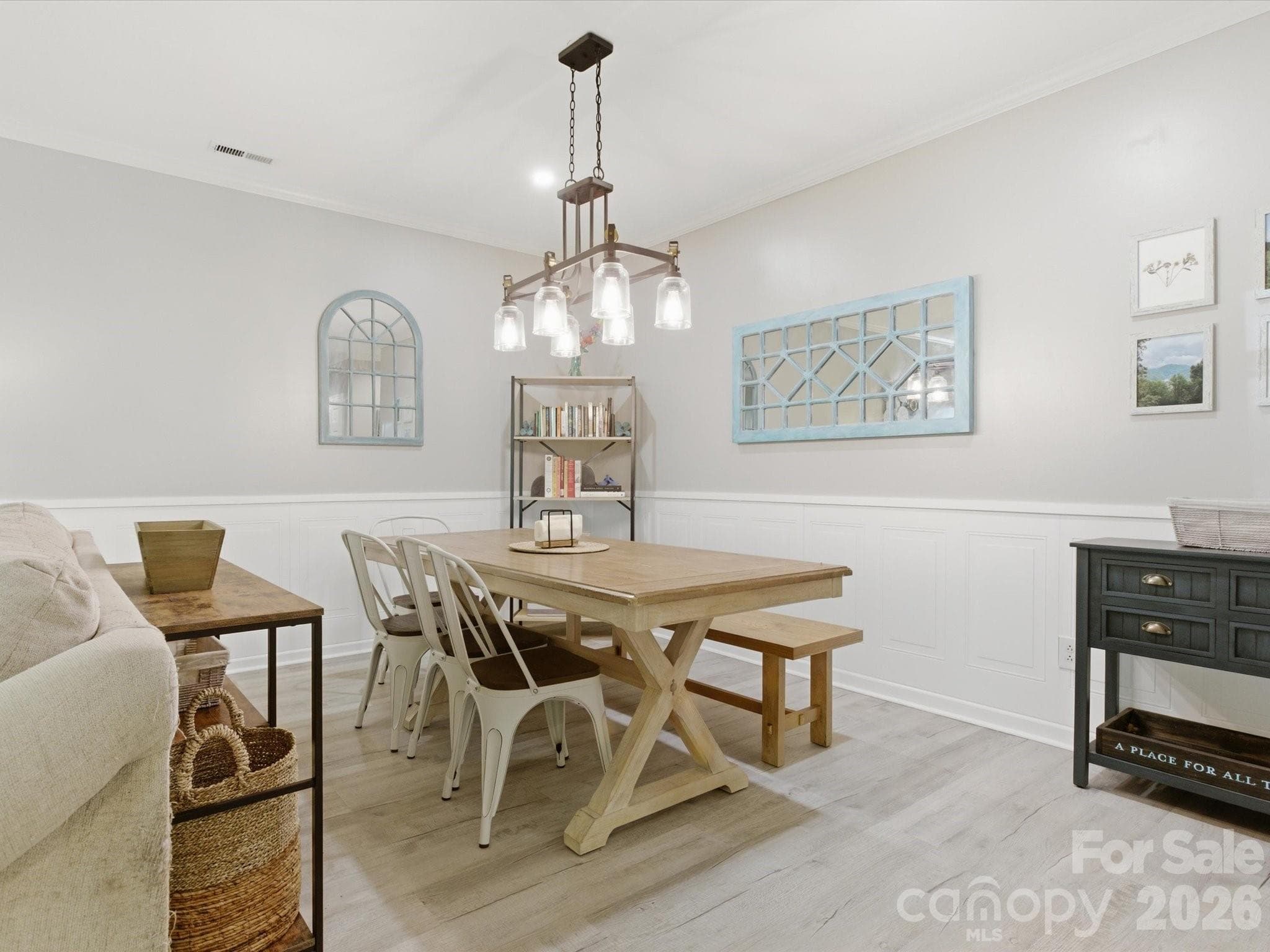 Condominium at Charlotte, photo 6 of 23