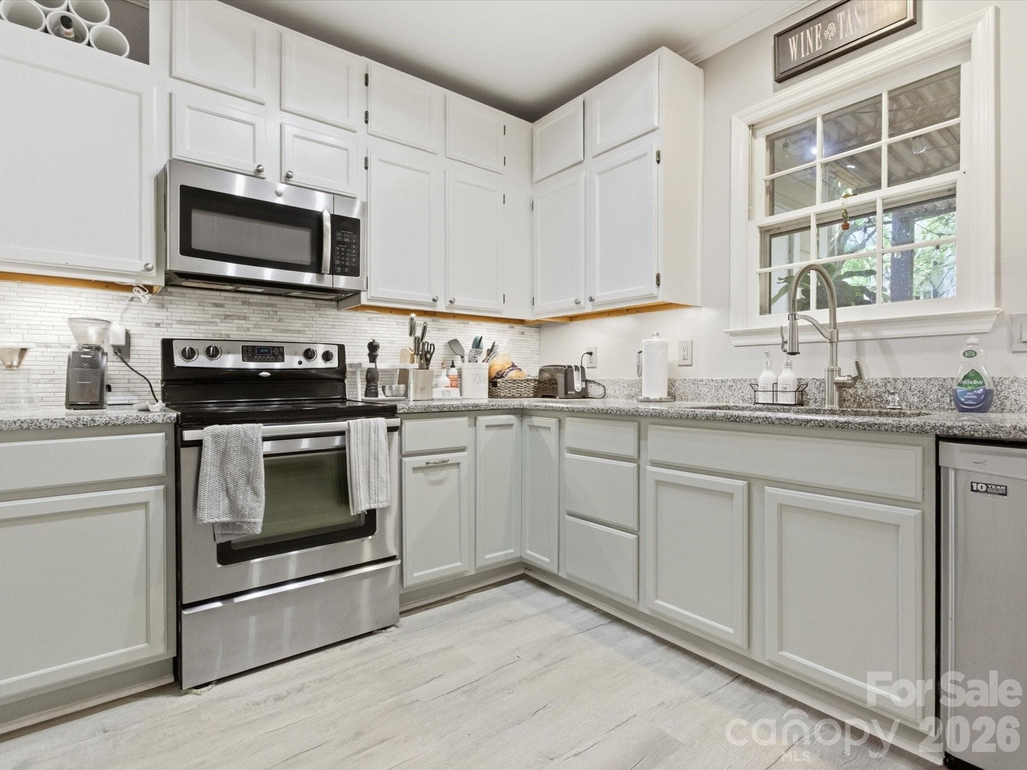 Condominium at Charlotte, photo 12 of 23