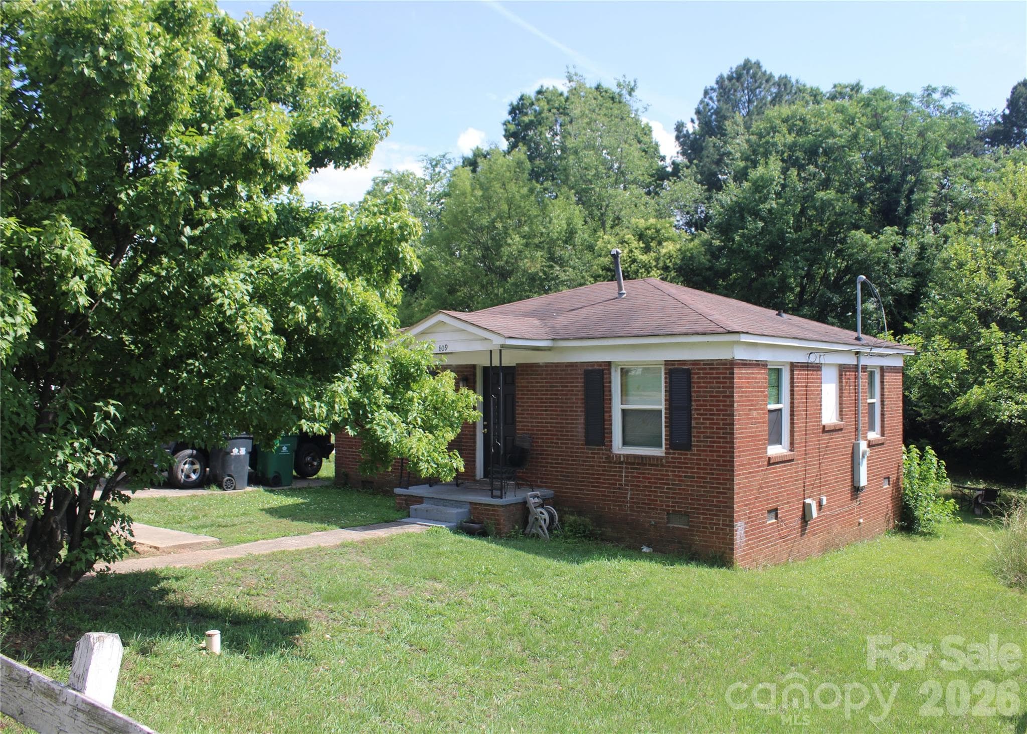 Single Family Residence at Charlotte, photo 4 of 27