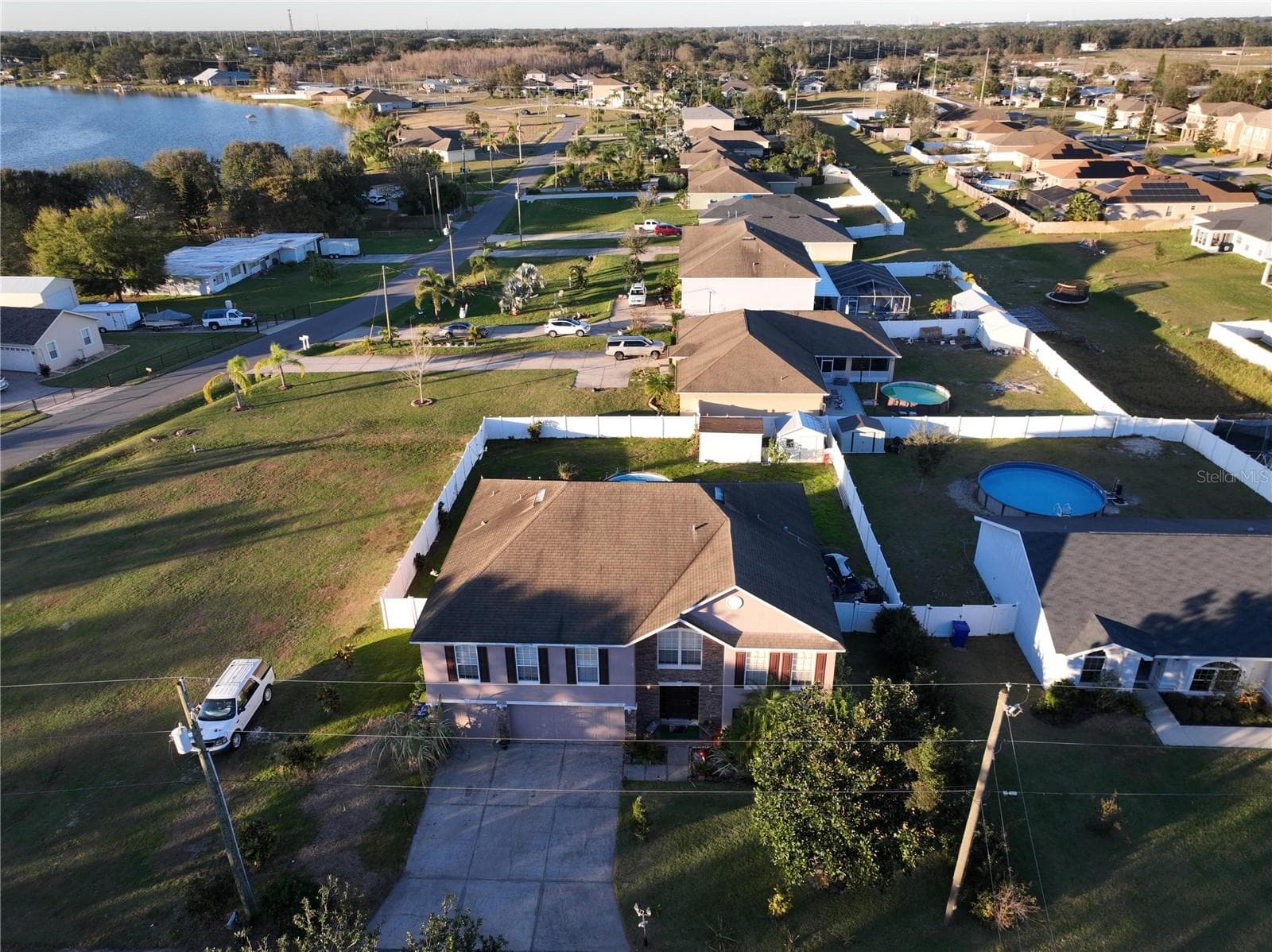 Single Family Residence at 959 THOMAS RD, EAGLE LAKE, photo 7 of 46
