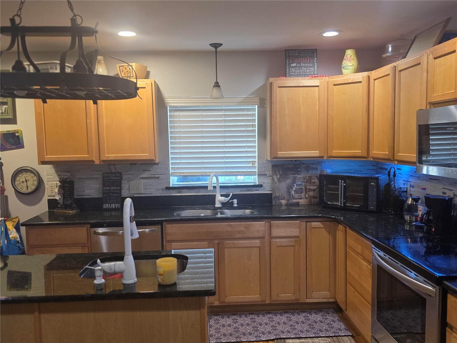 Single Family Residence at 959 THOMAS RD, EAGLE LAKE, photo 11 of 46