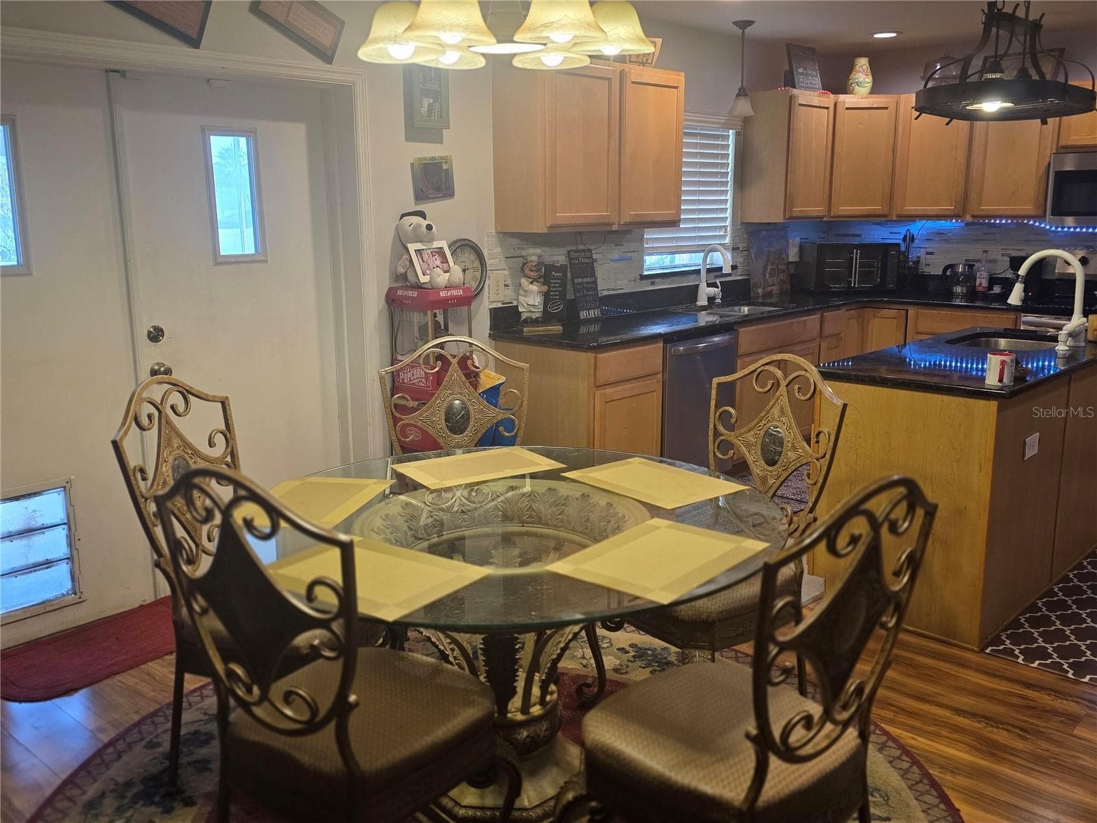 Single Family Residence at 959 THOMAS RD, EAGLE LAKE, photo 12 of 46