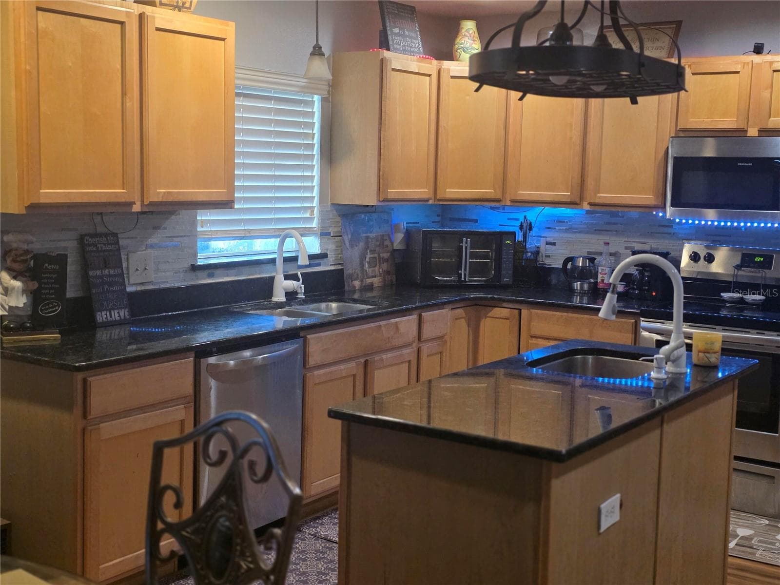 Single Family Residence at 959 THOMAS RD, EAGLE LAKE, photo 18 of 46