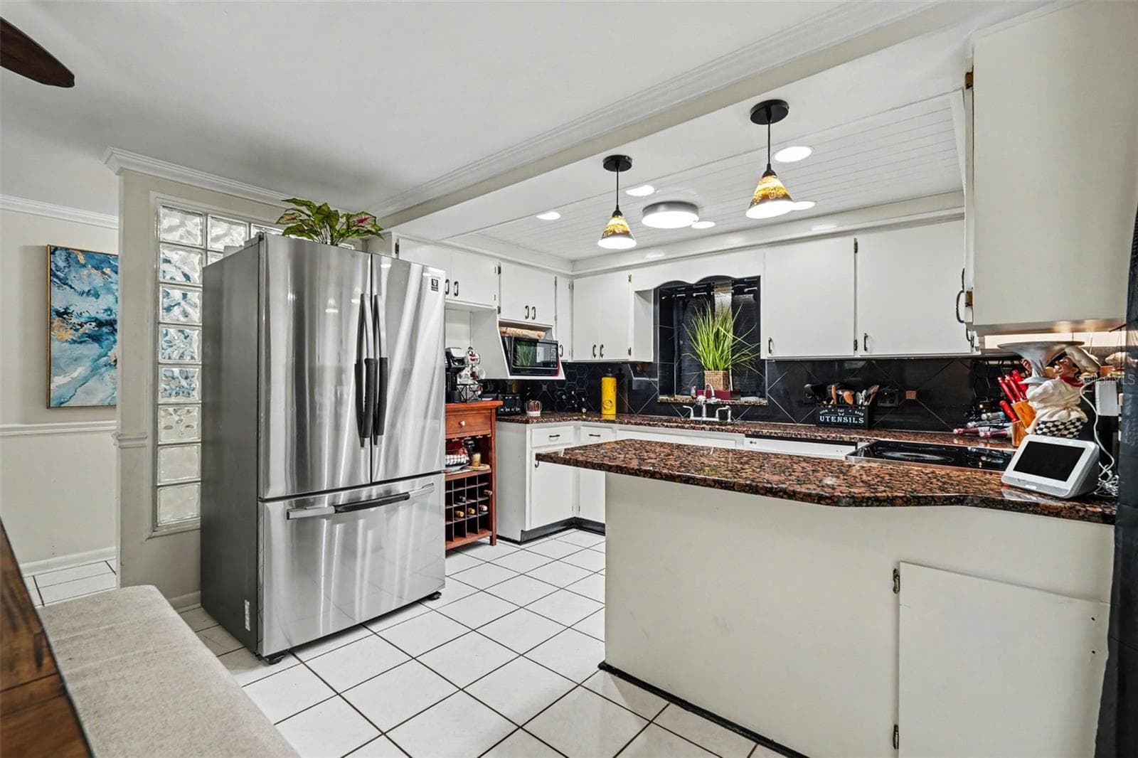 Single Family Residence at 8115 N OLA AVE, TAMPA, photo 14 of 38