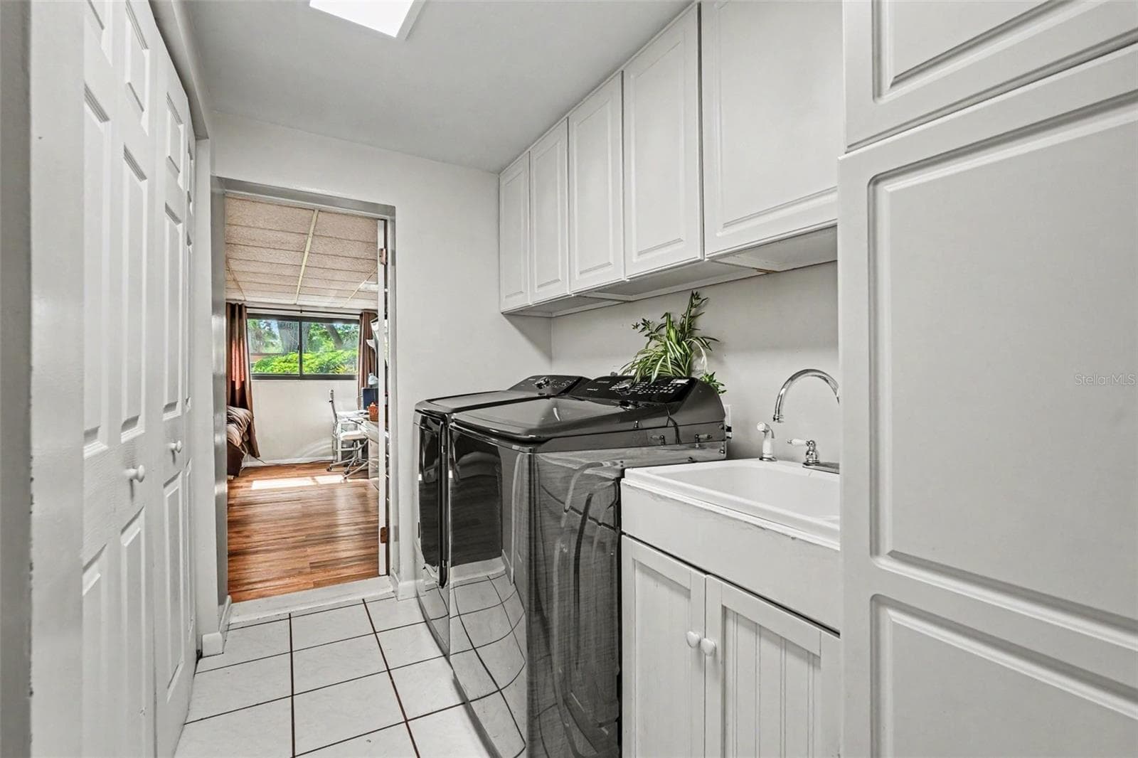 Single Family Residence at 8115 N OLA AVE, TAMPA, photo 28 of 38