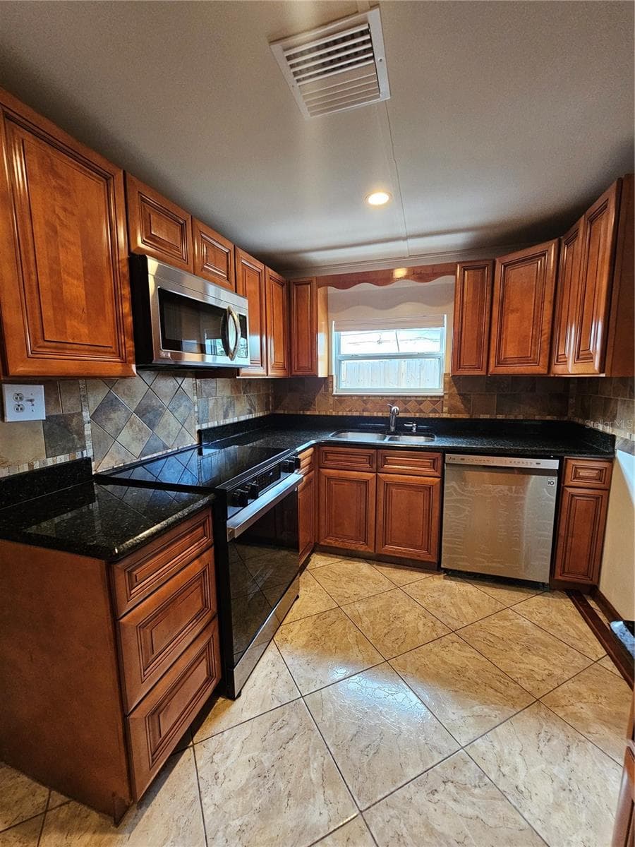 Single Family Residence at 3709 WESTGATE RD, ORLANDO, photo 5 of 29
