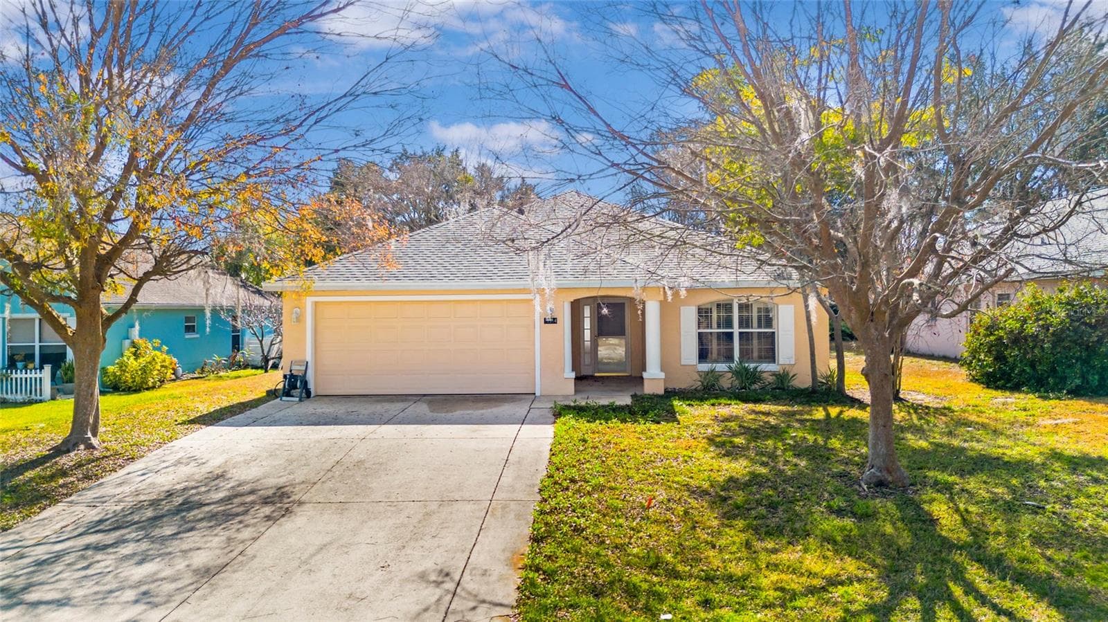 Single Family Residence at 10314 PATRICK DR, LEESBURG, photo 2 of 27