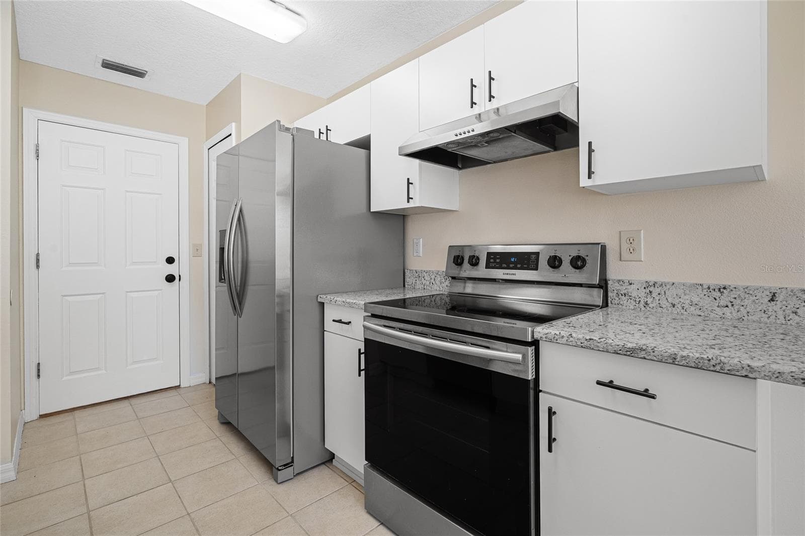 Single Family Residence at 10314 PATRICK DR, LEESBURG, photo 23 of 27