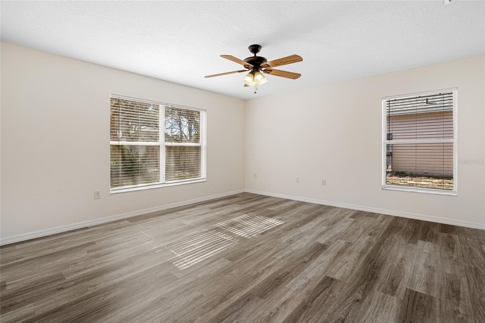 Single Family Residence at 10314 PATRICK DR, LEESBURG, photo 24 of 27