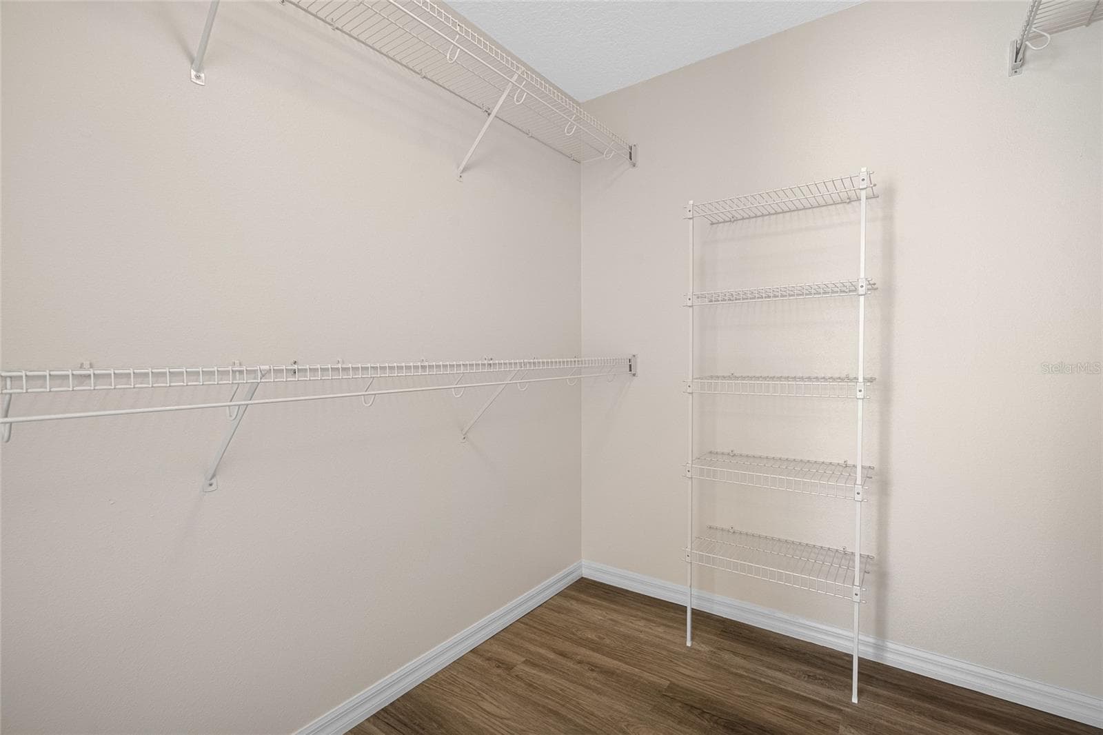 Single Family Residence at 10314 PATRICK DR, LEESBURG, photo 27 of 27