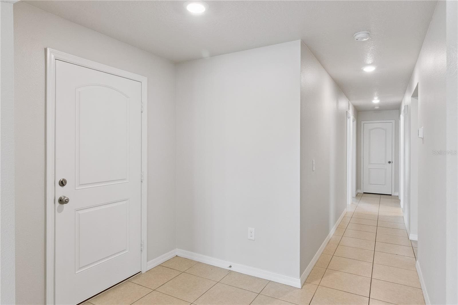 Single Family Residence at 6535 BAIKAL PL, LAKELAND, photo 4 of 46
