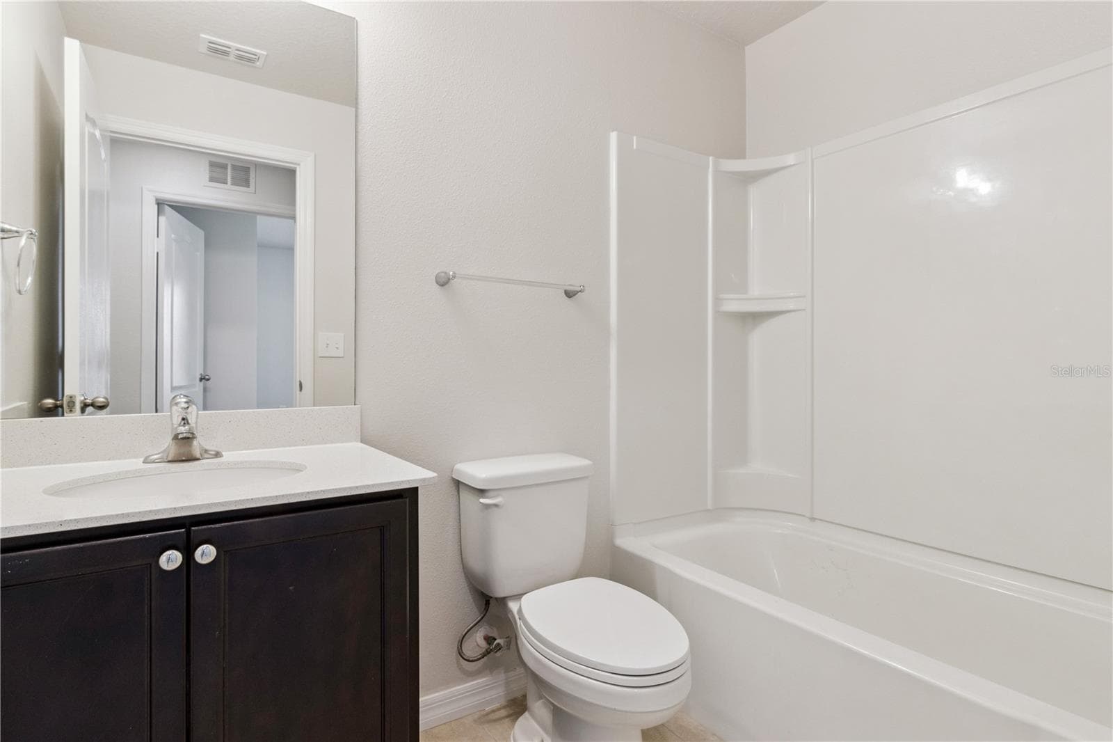 Single Family Residence at 6535 BAIKAL PL, LAKELAND, photo 7 of 46