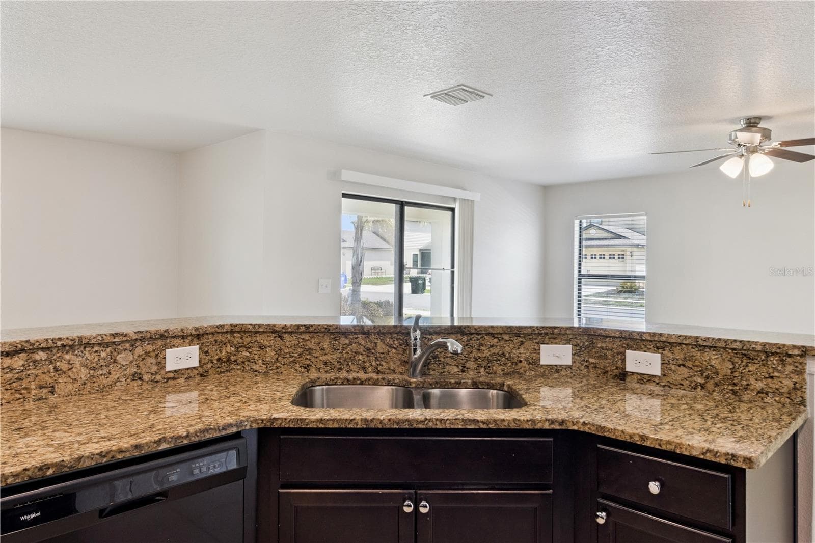 Single Family Residence at 6535 BAIKAL PL, LAKELAND, photo 15 of 46